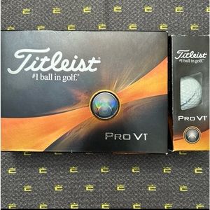 15 Titleist Pro v1 “Big” Dozen Golf Balls in Mint to Near Mint Condition.